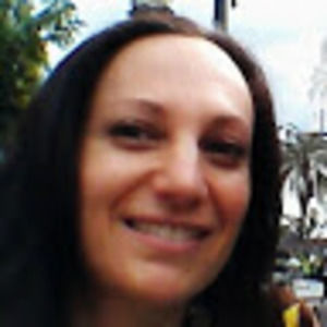 Meet your Posher, Claudia